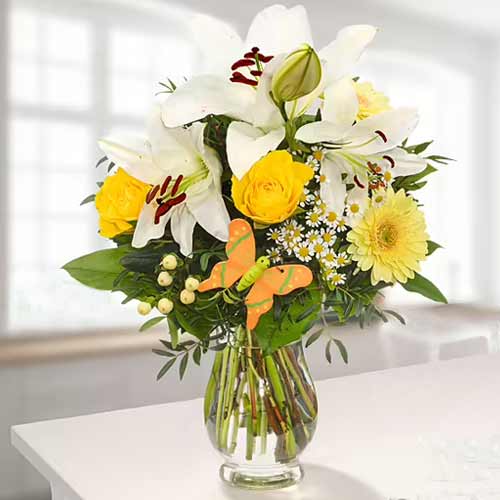 - Mom Flower Arrangement Germany