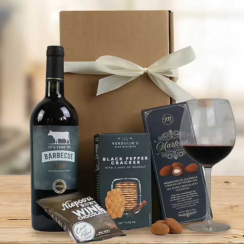 Men Delight Gift Box-Valentine's Day Gift Box Ideas For Him In Germany