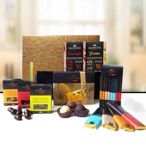 Valrhona Chocolate Hamper-Gifts For Chocolate Lovers