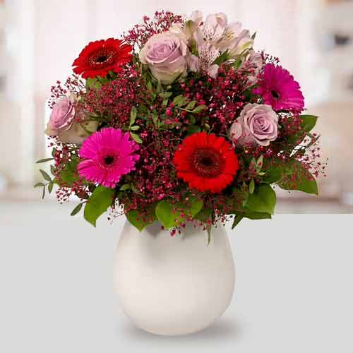 Sweet Bouquet-Happy Mothers Day With Pink Roses