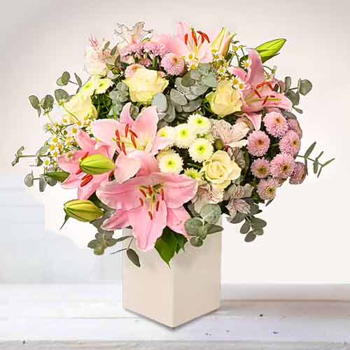 Dreamlike Premium Bouquet-Florists Mothers Day
