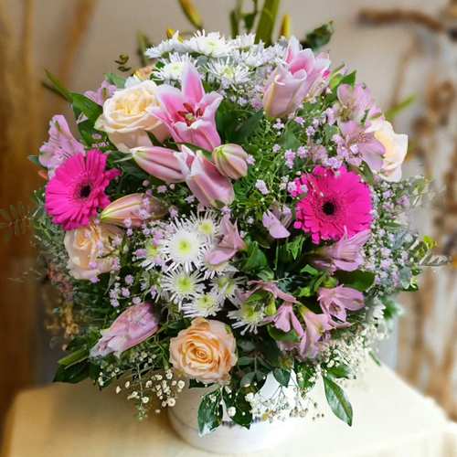Forever Pink-Pink Flower Bouquets Delivery For Valentine’s Day