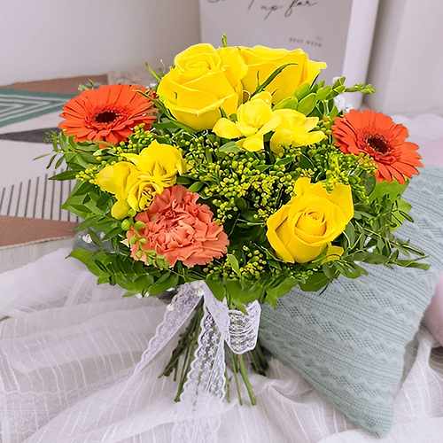 Garden Fresh Spring Bouquet