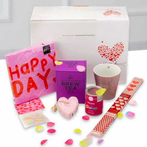 Happy Moments Tea & Treats Gift Box