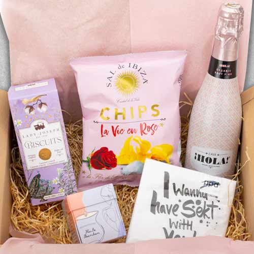 Sparkling Moments Cava & Treats