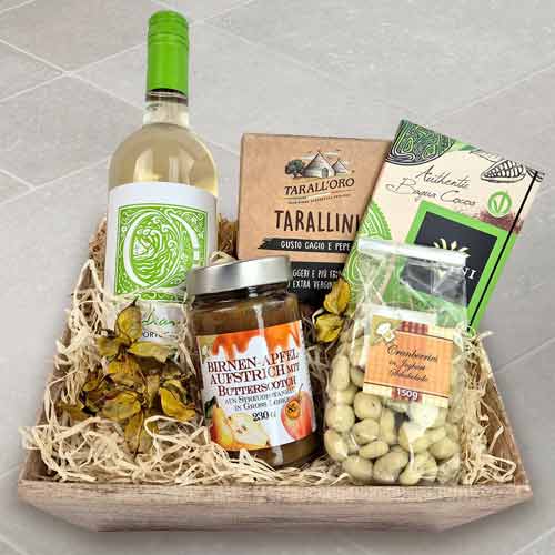 Italian Delight Wine & Gourmet Gift Basket