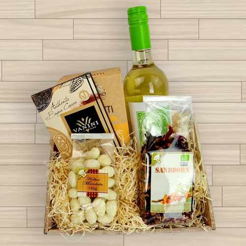 - Springtime Gourmet Basket With Sparkling Wine