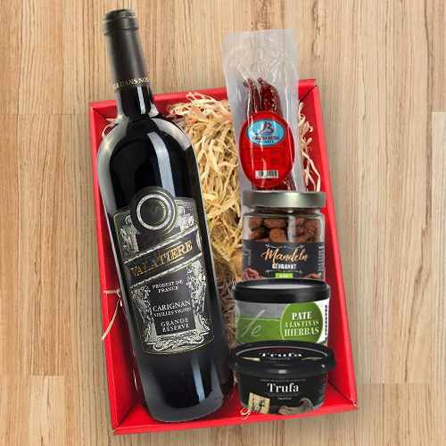 - Festive Wine & Gourmet Gift Basket Delivery
