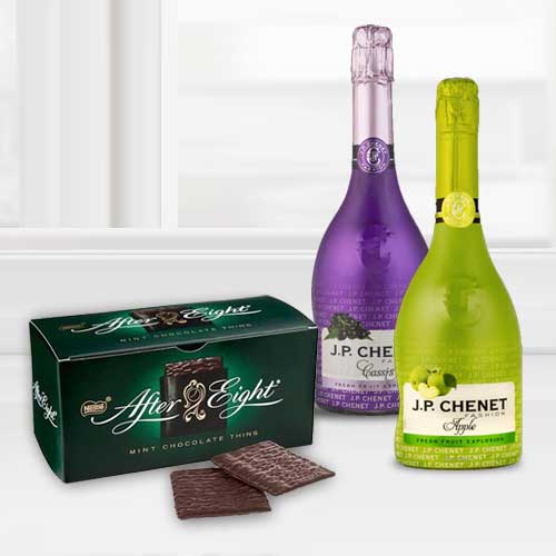 After Eight With Sparkling Wine