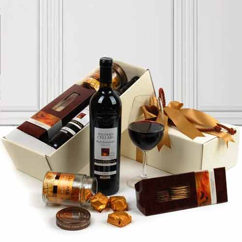 Red Wine N Chocolate Treats-Birthday Ideas For Best Friend