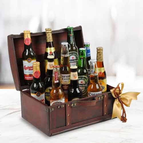 A Deluxe Dozen Beer basket 