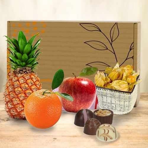 Seasonal Fruits And Brownie