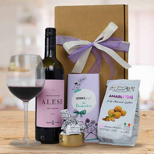 Red Wine And Chocolate Hamper-Thank You Gifts For Friend